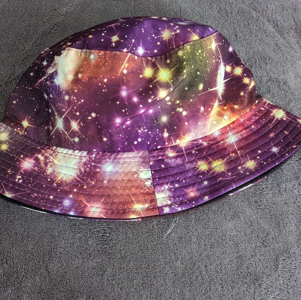 Women's Tie Dye Bucket Hat